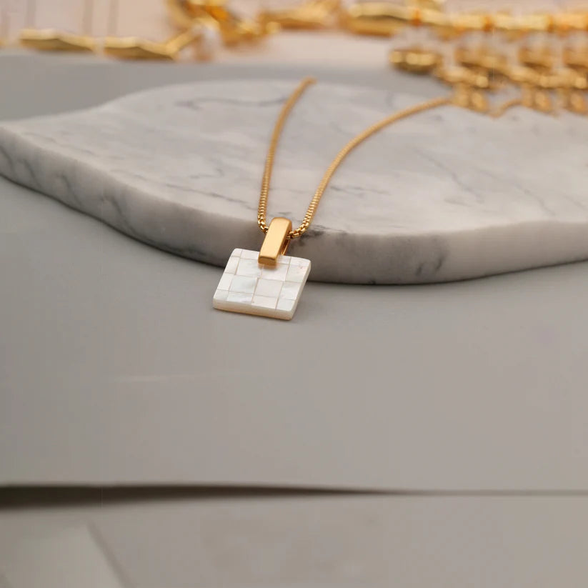 14K Gold Mother of Pearl Square Pendant Necklace