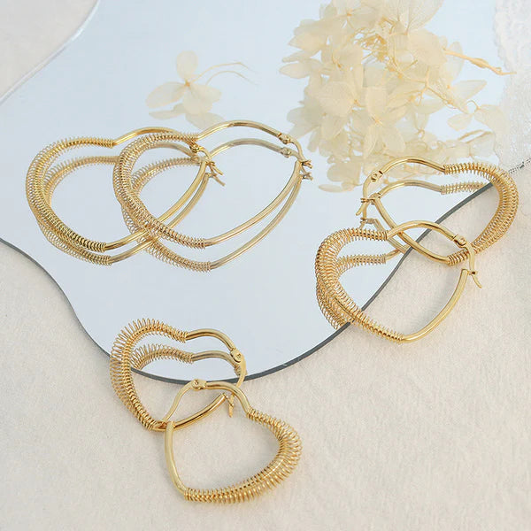 Loire Vintage 18K Gold Heart Hoops