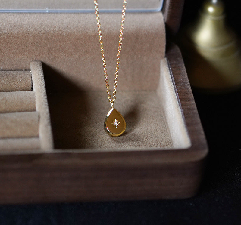 14k  three-dimensional octagonal star diamond necklace