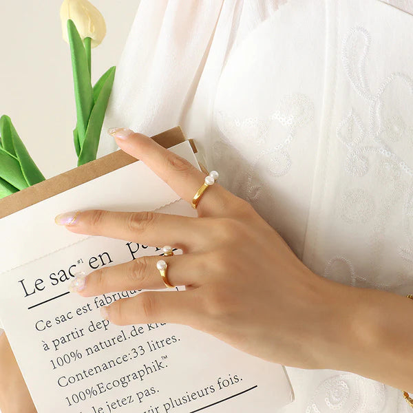 Lumière Pearl 18K Gold Open U-Ring