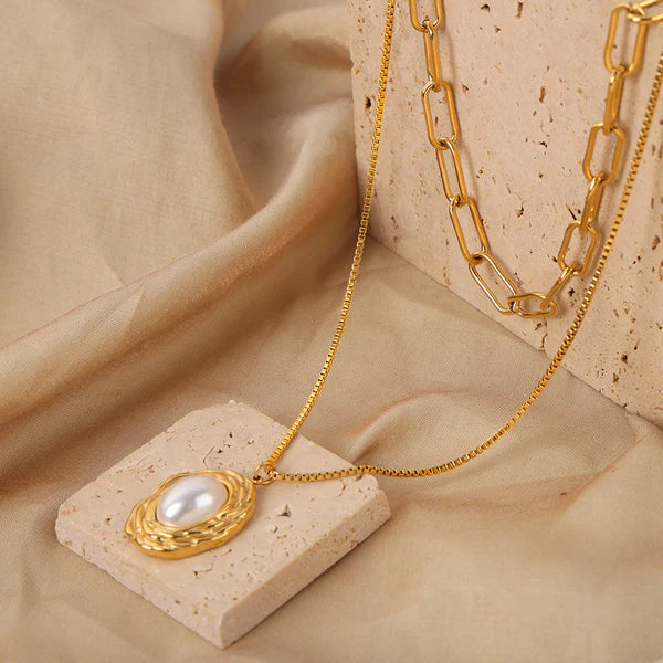 Vintage Muse 18K Gold Double Layered Pearl Necklace
