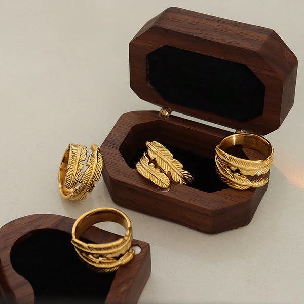 Elowen Leaf 18K Gold Layered Ring