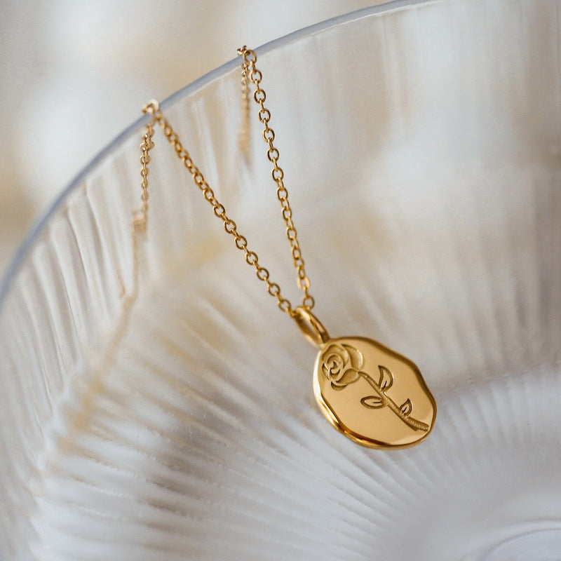 14K Oval Rose Round Card Necklace