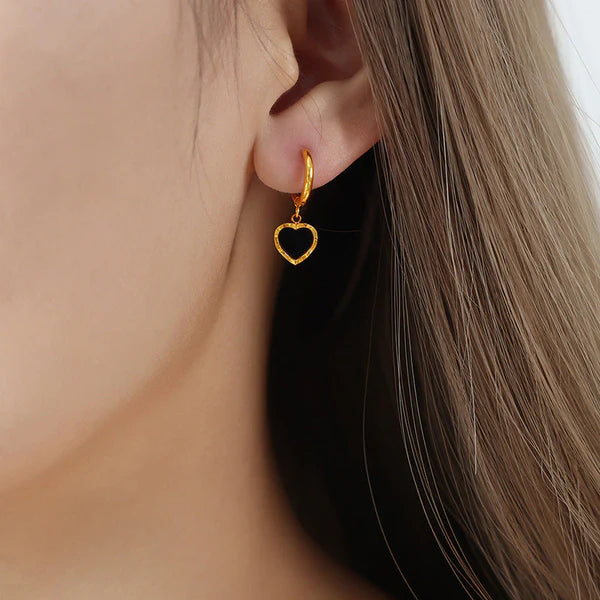 Midnight Noir 18K Gold Heart Earrings