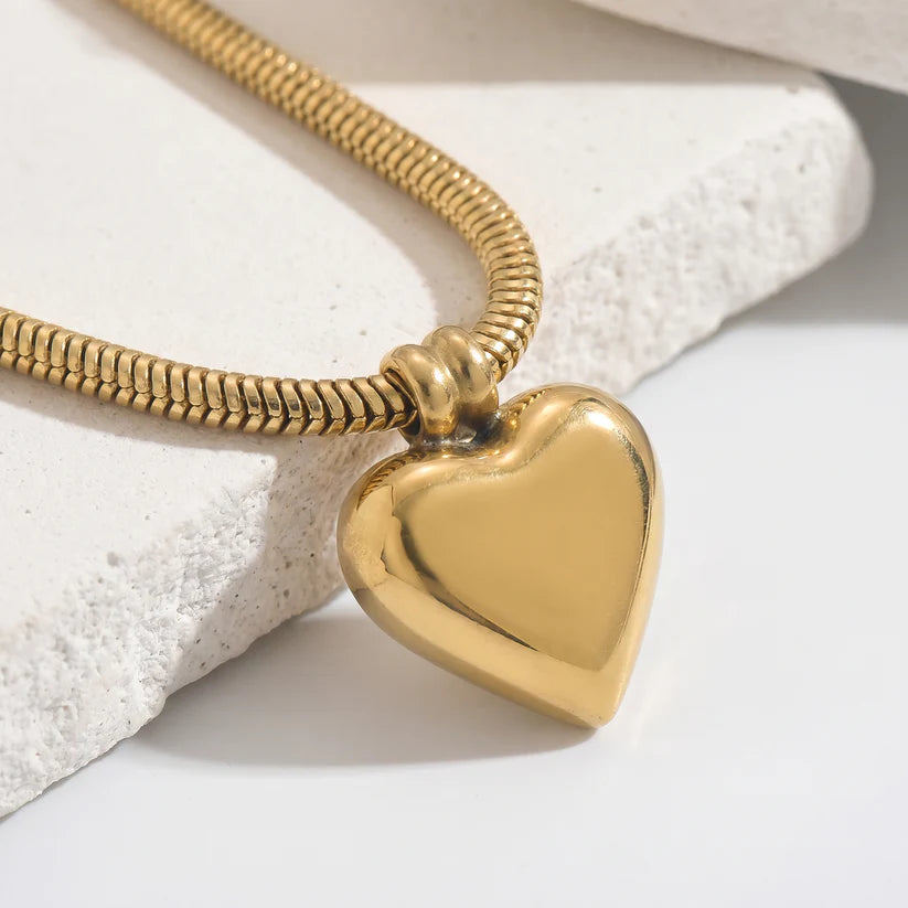 Amour 3D Puffy Heart Necklace